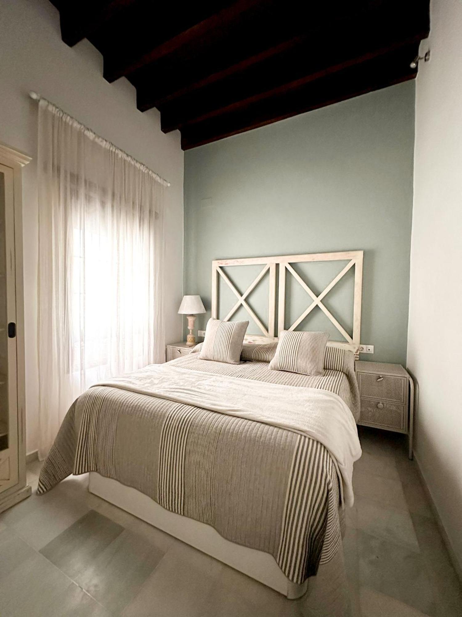 Apartamento Atico Duplex Triana , *